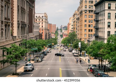 NEW YORK, USA - JULY 13, 2016: Life On The Street Of NYC. NYC One Of The Best Place In The World For Street Photography. 