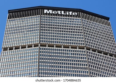 Metlife building Images, Stock Photos & Vectors | Shutterstock