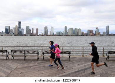 80 Manhattan waterfront greenway Images, Stock Photos & Vectors ...