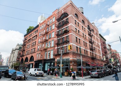 New York, USA Oct.3, 2016: Typical Fire Stairs On The New York House On Crossing Grand And Mulberry St. In New York, USA