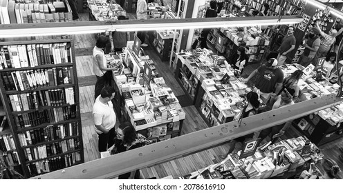 NEW YORK, USA - Sep 16, 2017: Strand Book Store Is An Independent Bookstore At 828 Broadway, At The Corner Of East 12th St. In The East Village Neighborhood Of Manhattan. New, Used And Rare Books