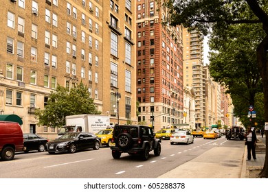 NEW YORK, USA - SEP 22, 2015: Architecture Of The Eighth Avenue (Manhattan). 8 Avenue Begins In The West Village Neighborhood At Abingdon Square