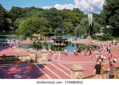 New York, USA - September 19, 2018: Angels Of The Water Fountain At Bethesda Terrace In New York City's Central Park