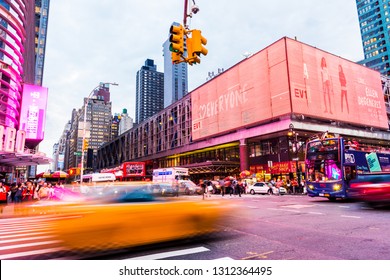 NEW YORK, USA - September 26, 2018: Port Authority Bus Terminal In Manhattan. New York. Traffic In Manhattan. 
