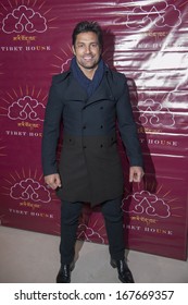 NEW YORK-DEC 16: Actor Manu Bennett Attends The 11th Annual Tibet House US Benefit Auction At Christie's Auction House On December 16, 2013 In New York City.