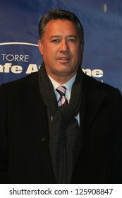 NEW YORK-JAN 24: Former MLB Player Ron Darling Attends The 10th Anniversary Joe Torre Safe At Home Foundation Gala At Pier 60, Chelsea Piers On January 24, 2013 In New York City.