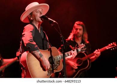 NEW YORK-MAY 25: Kiefer Sutherland Performs In Concert At The Bowery Ballroom On May 25, 2017 In New York City.