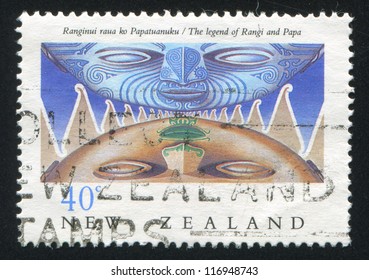 NEW ZEALAND - CIRCA 1990: Stamp Printed By New Zealand, Shows New Zealand Heritage, The Maori: Legend Of Rangi And Papa, Circa 1990