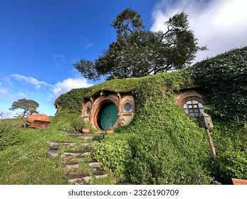 New Zealand Hobbiton Movie Set Tours