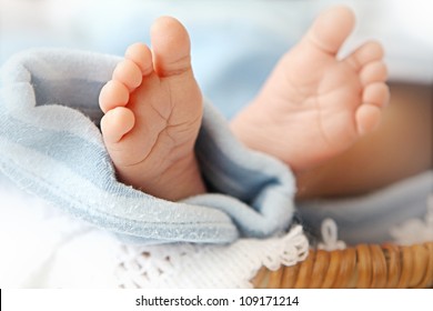 Pieds De Bebe Images Stock Photos Vectors Shutterstock