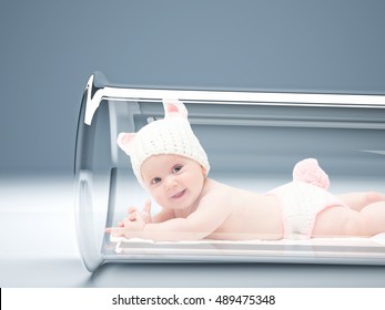 Newborn In 3d Vitro Tube