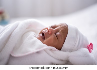 Newborn Crying Baby Boy New Born Stock Photo 1505569919 | Shutterstock