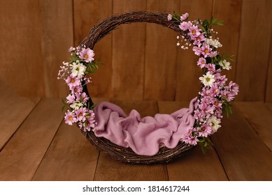Newborn Digital Background Spring flowers Basket Prop for Newborn. For boys and girls. Wood back. shoot set up with prop bed and wood backdrop
