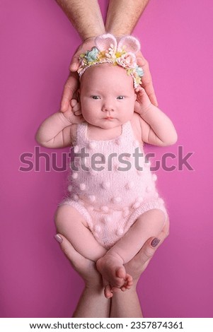 Newborn photo shoot, cute baby girl, little girl