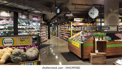 Newcastle, Australia - Mar 2021: Interior View Of A Local Store,  Grocery Store Or Supermarket With A Wide Range Of Products Displayed On The Shelf (organic Vegetables And Fruits, Canned Food, Cookie)