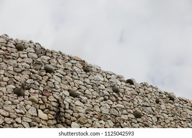 Newgrange Is A Stone Age Monument In The Boyne Valley, County Meath,  Is Best Known For The Illumination Of Its Passage And Chamber By The Winter Solstice Sun