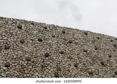 Newgrange Is A Stone Age Monument In The Boyne Valley, County Meath,  Is Best Known For The Illumination Of Its Passage And Chamber By The Winter Solstice Sun