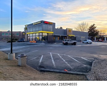 Newly Renovated McDonald's in the evening - Play Place and drive Thru Exit (Longmont, Colorado, USA) - 03\06\2021