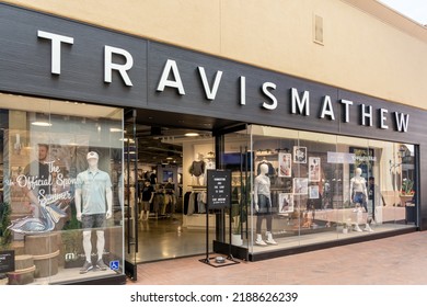 Newport Beach, CA, USA - July 10, 2022:  A TravisMathew Store At A Shopping Mall In Newport Beach, CA, USA. TravisMathew Is An American Men's Sportswear Brand. 