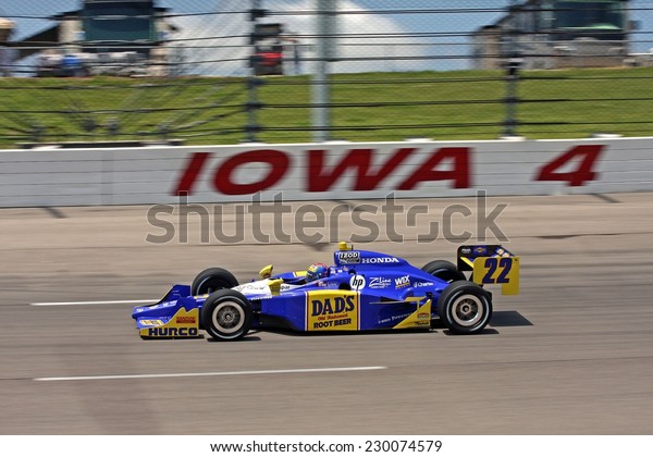 Newton Iowa, USA - June 24, 2011: Indycar Iowa\
Corn 250, Justin Wilson-UK, Dad\'s Root Beer, Dreyer Reinbold, Indy\
racing action motorsport\
event.