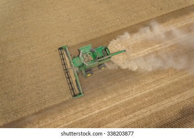 NEZPERCE, IDAHO/USA  AUGUST 9, 2015: Aerial view of a John Deere S690 combine harvesting a field of wheat in Idaho. 