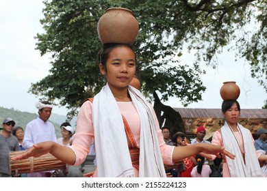 6,684 Indochina girl Images, Stock Photos & Vectors | Shutterstock