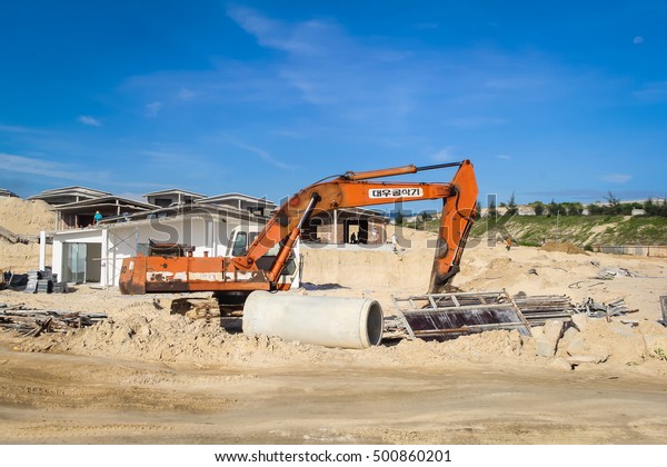 NHATRANG, VIETNAM - OCTOBER, 19, 2016: The\
construction site of the project Movenpick Cam Ranh Resort in Nha\
Trang, Vietnam.