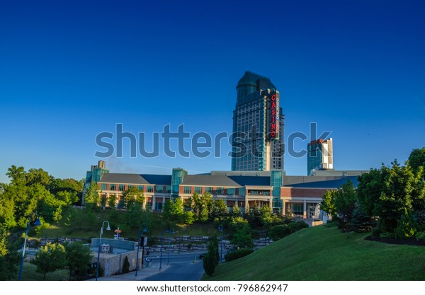 Niagara falls casino canada address