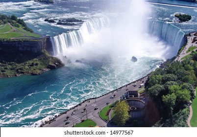 Niagara Falls: Horseshoe Fall. Ontario, Canada. Landmark.