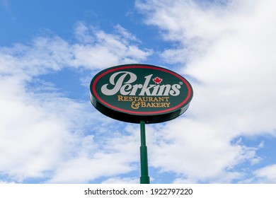 Niagara Falls, On, Canada - October 1, 2020: Close Up Of Perkins Sign With Blue Sky In Background. Perkins Restaurant And Bakery Is An American Casual Dining Restaurant Chain That Serves Breakfast.