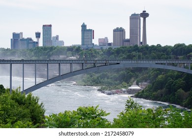 1,552 Rainbow bridge niagara falls Images, Stock Photos & Vectors ...