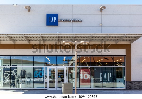 gap outlet canada