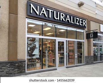 naturalizer outlet canada