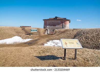Niagara on the Lake, Ontario, Canada - Mar 6, 2022: Fort Mississauga, an old Canadian fort from the War of 1812, sits abandoned at the shore of Lake Ontario in Niagara-on-the-Lake.
