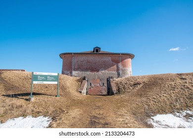Niagara on the Lake, Ontario, Canada - Mar 6, 2022: Fort Mississauga, an old Canadian fort from the War of 1812, sits abandoned at the shore of Lake Ontario in Niagara-on-the-Lake.
