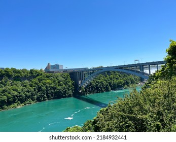 Niagara River (a river that flows north from Lake Erie to Lake Ontario), Rainbow Bridge