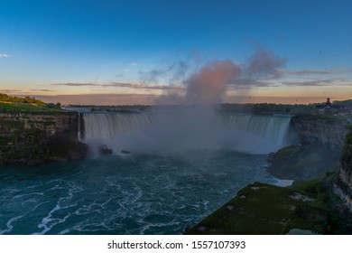 Niagra Falls In Ontario Canada