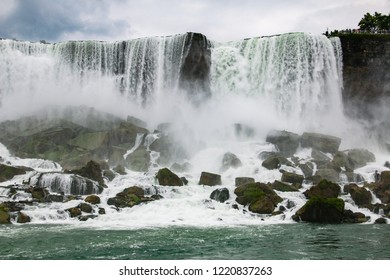 Niagra Falls View From A Boat