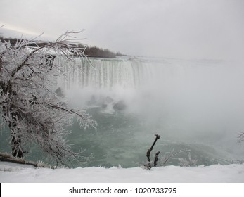 Niagra Falls In Winter