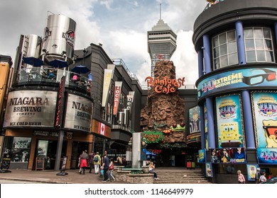 NIAGRA, ONTARIO Canada 06.09.2017 Streets Of Niagra Falls City Entertainment Zone