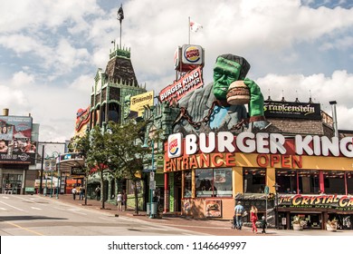 NIAGRA, ONTARIO Canada 06.09.2017 Streets Of Niagra Falls City Entertainment Zone