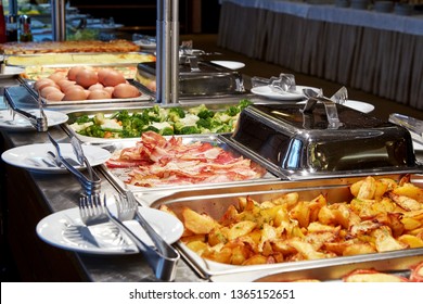 Nice Buffet Line In A Hotel