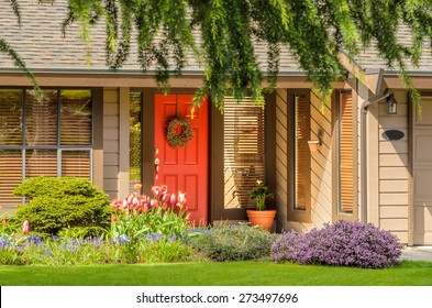 Homes With Red Doors Stock Photos Images Photography Shutterstock