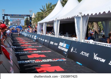 Nice, Nice / France - 09 08 2019: Ironman 70.3 Triathlon World Championship Big Crowd Cheering For The Marathon Participants In Nice, France