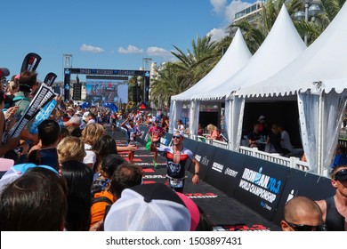 Nice, Nice / France - 09 08 2019: Ironman 70.3 Triathlon World Championship Big Crowd Cheering For The Marathon Participants In Nice, France