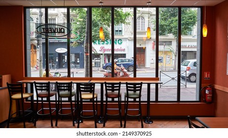 NICE, FRANCE - AUGUST 15, 2015: Interior Shot Of Subway Fast Food Restaurant In Nice.