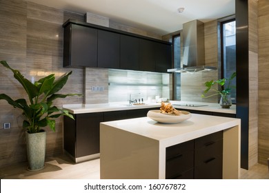 Nice Kitchen With Modern Style