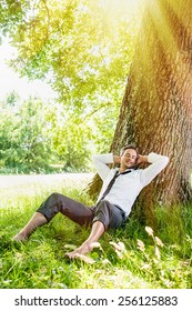 6,538 Sleeping Under Tree Images, Stock Photos & Vectors | Shutterstock