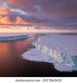 nice northpole landscape ocean view