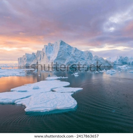 nice northpole ocean landscape view